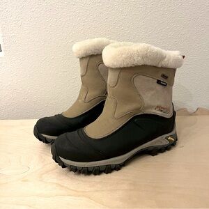 Merrell Snowboots for Women Juneau Size 8